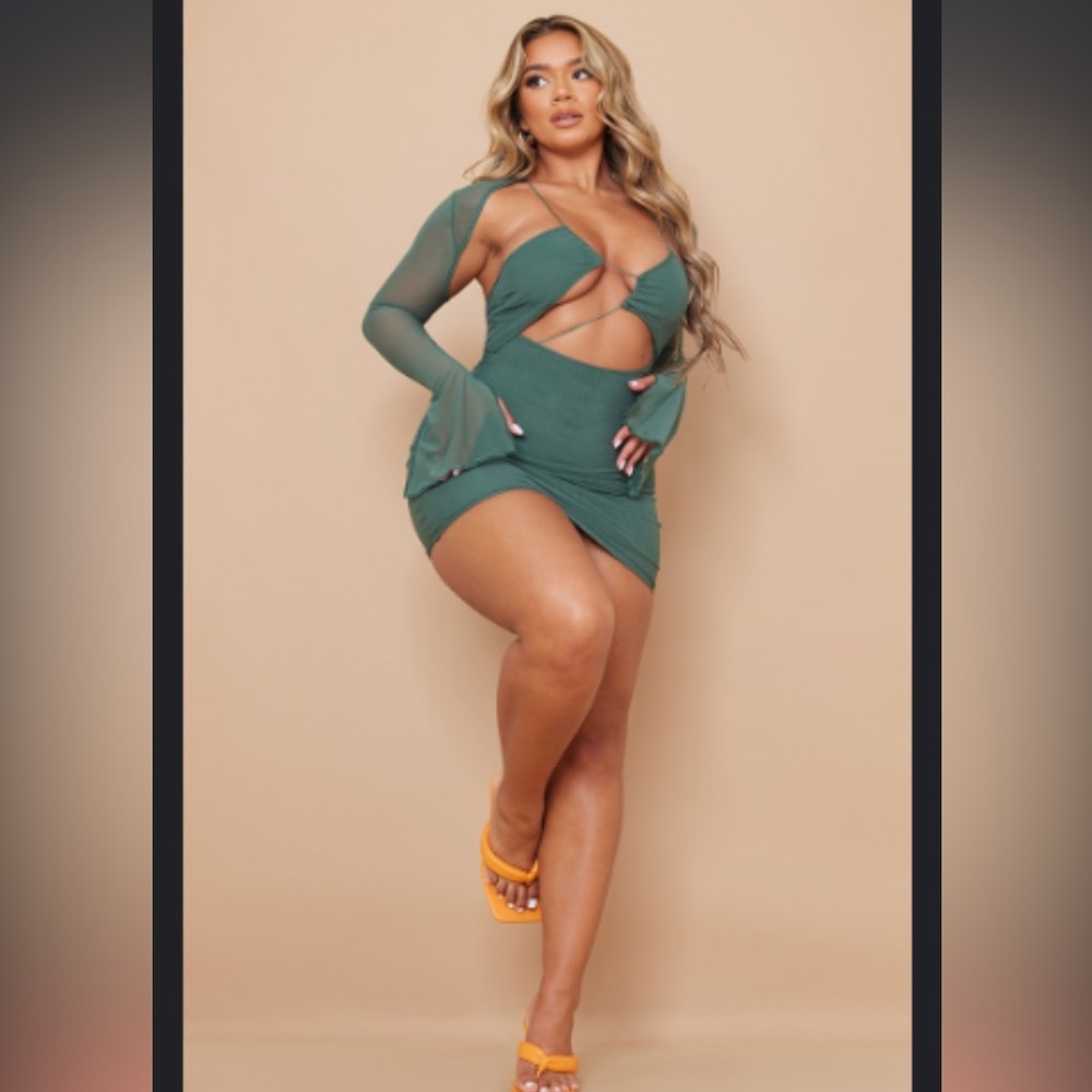 PrettyLittleThing 	
Shape Deep Green Mesh Lace Up Detail Overlay Bodycon Dress